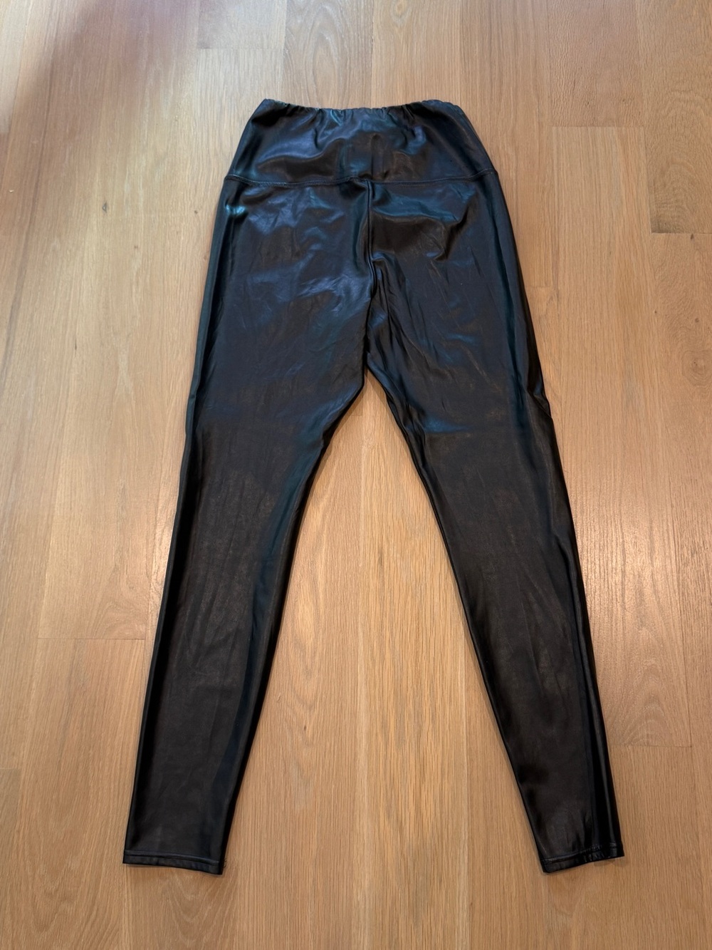 Wilfred Faux Leather Black Leggings